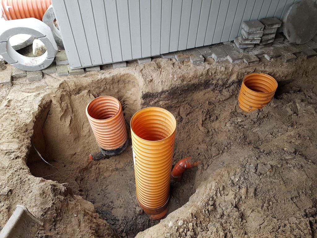 separering af regn og spildevandsrør nedgraves